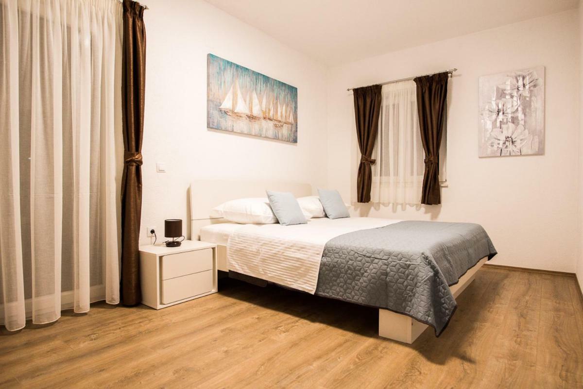 Apartments Cambio Kaštela Extérieur photo